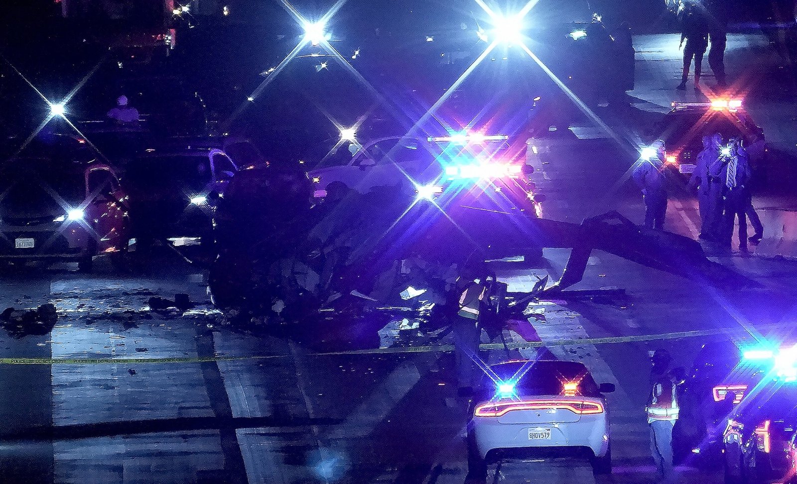 Medical helicopter clashes on the California Highway, a crew taken to hospitals in the area, says the company