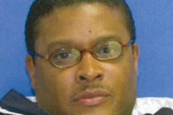 Police Search for Murder Suspect After Apparent Legal Trouble Frees Him from Jail