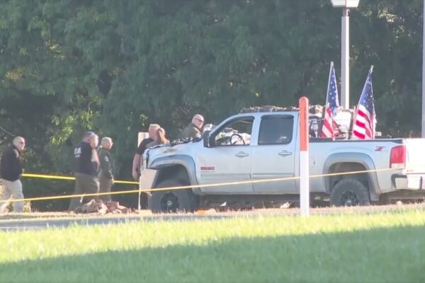 The member of the Church of Los Santos de recent days raises more than $ 300,000 for the gunmen family in a deadly attack in the Michigan chapel