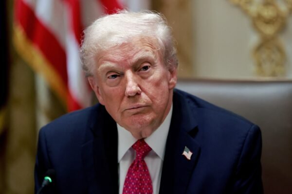 Trump says two survivors of US submarine attack will be sent to Ecuador and Colombia in move that avoids legal fight